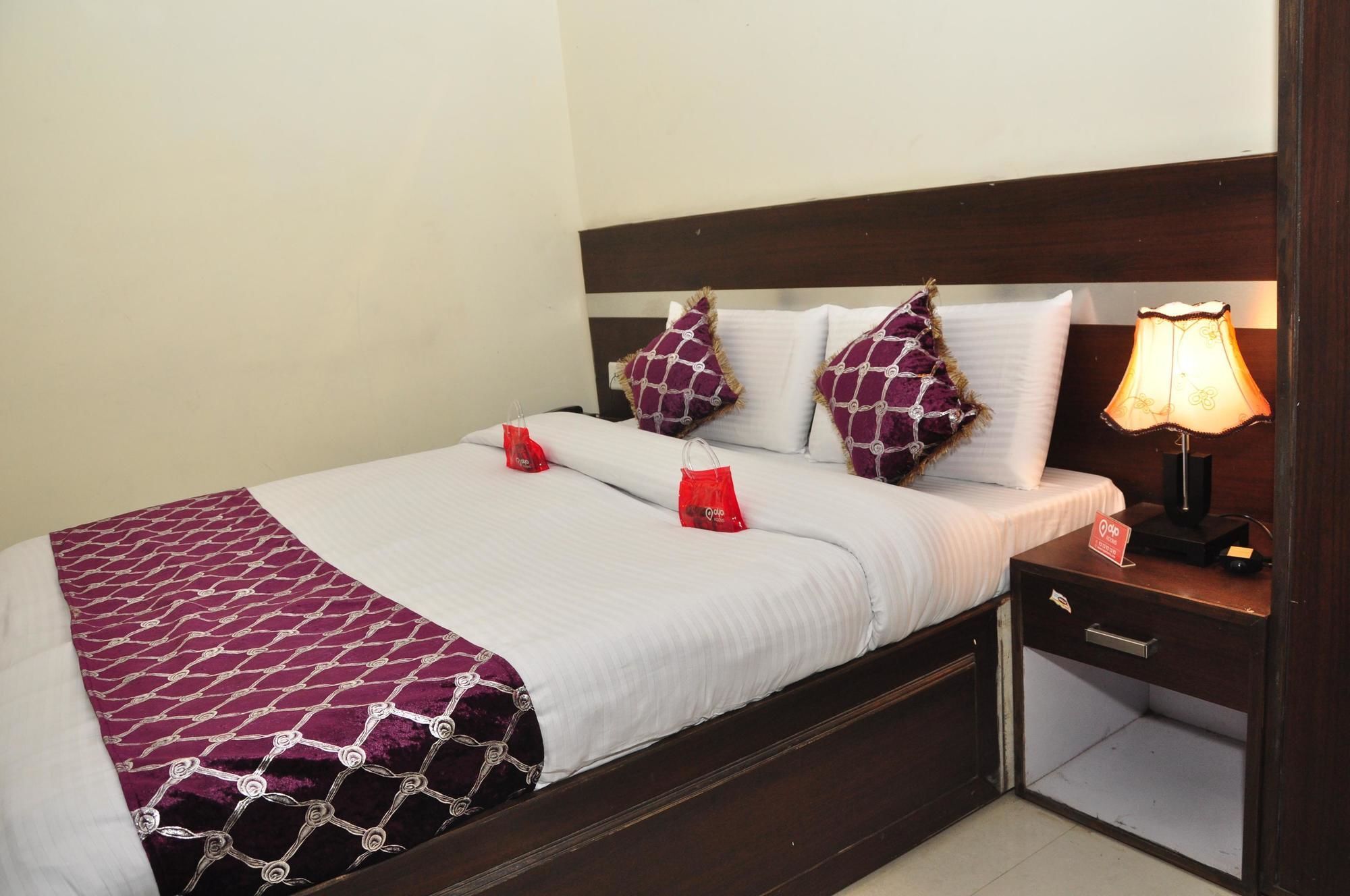 Oyo Rooms City Centre Guru Nanak Bhawan Amritsar Exterior photo