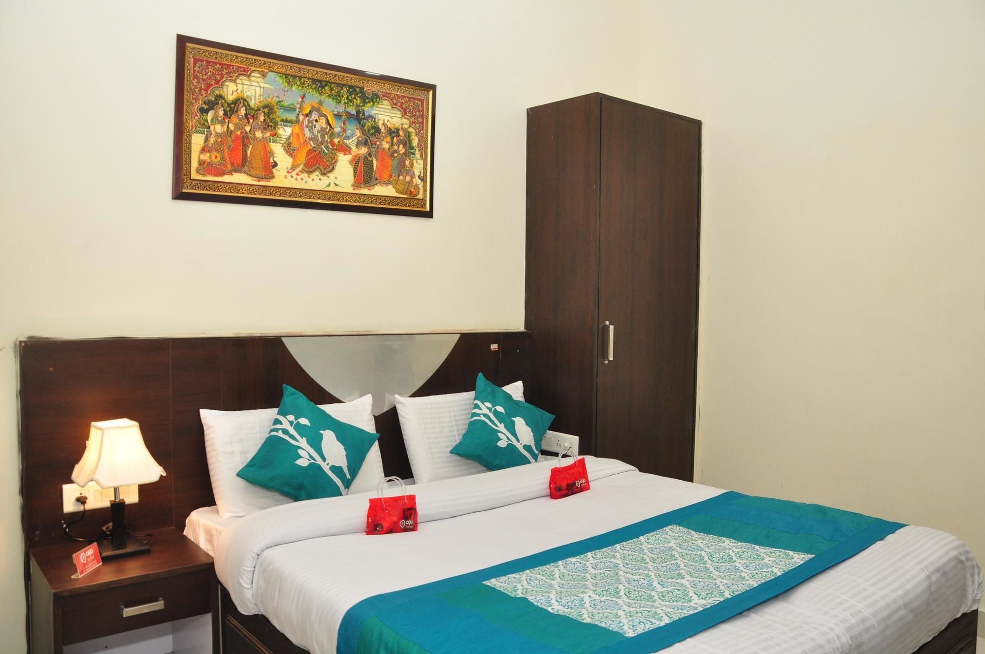 Oyo Rooms City Centre Guru Nanak Bhawan Amritsar Exterior photo